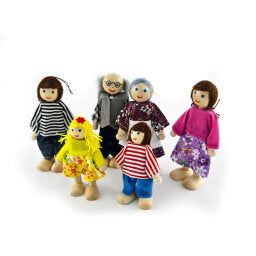 WOODEN DOLL FAMILY